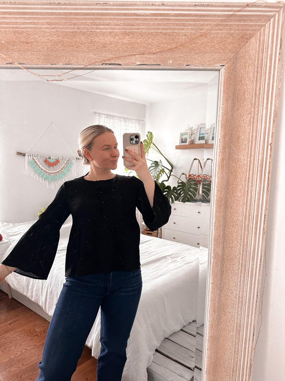 Sezane 100% Silk Blouse Sz 34, xs- can fit a small