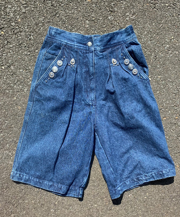 Vintage Shorts 25-26 inch waist